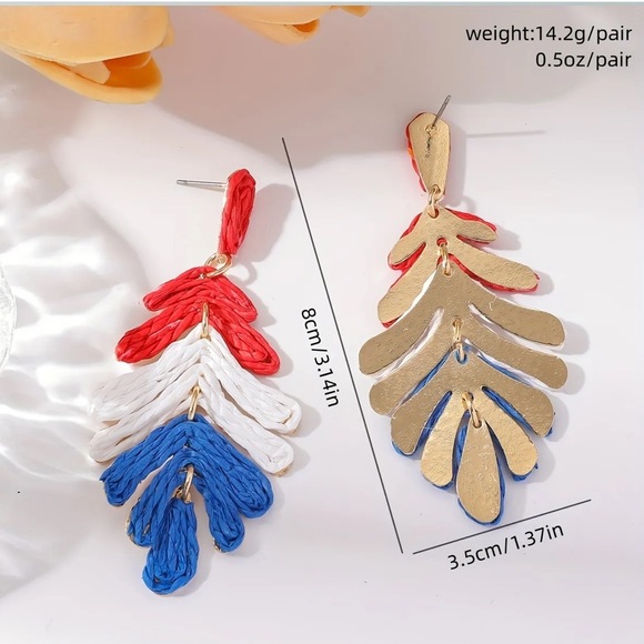 Boho style raffia dangle earrings leaf design USA patriotic colors lightweight - Picture 2 of 4